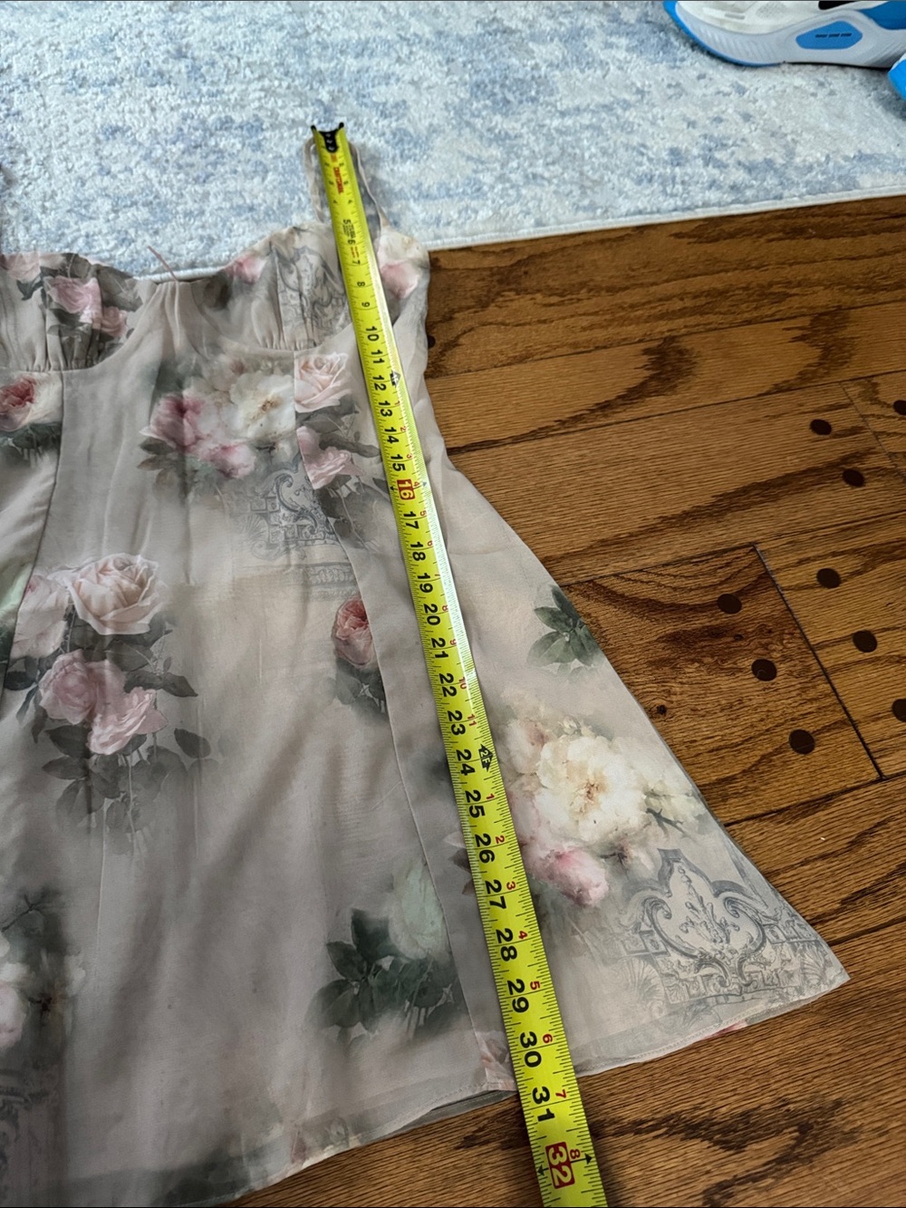 House of CB CHRISTIANA Vintage Floral Mini Dress Size Medium - Picture 12 of 12